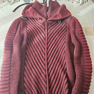 NWOT CeCe Burgandy and Black Sweater